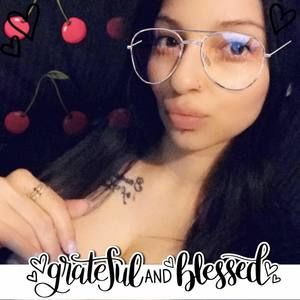 Meet your Posher, Gen